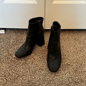 Circus by Sam Edelman Booties